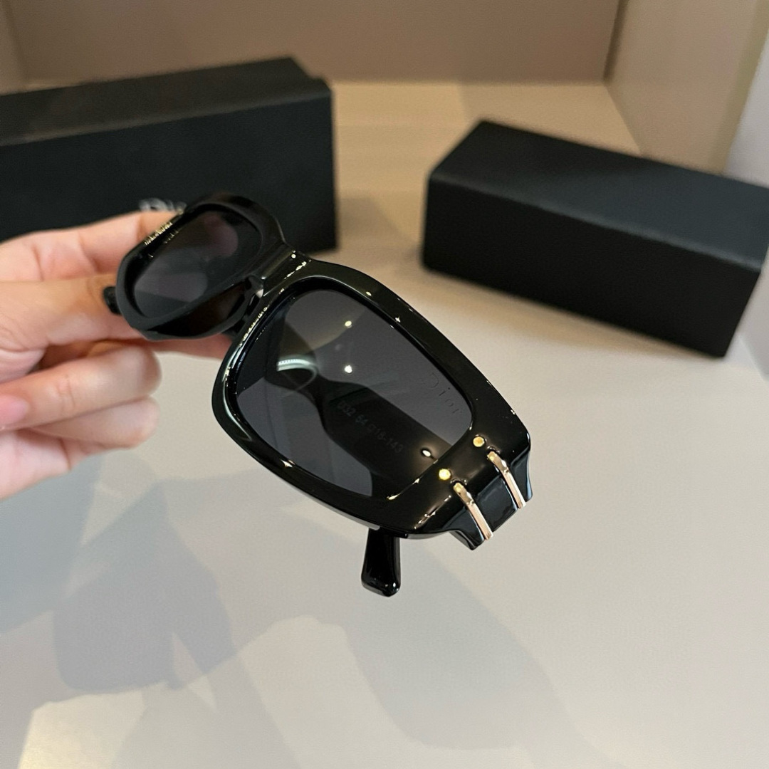 Dior sunglasses