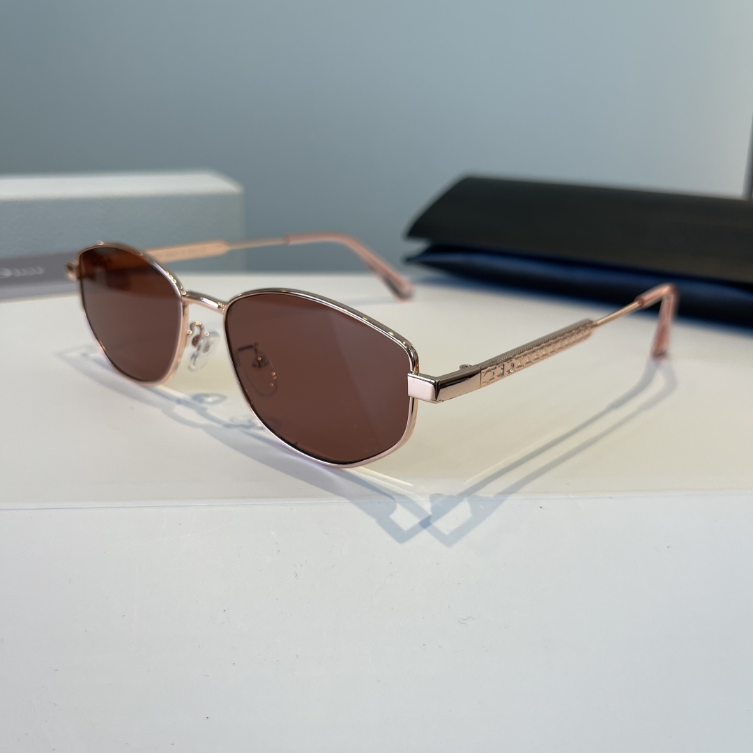 Dior sunglasses