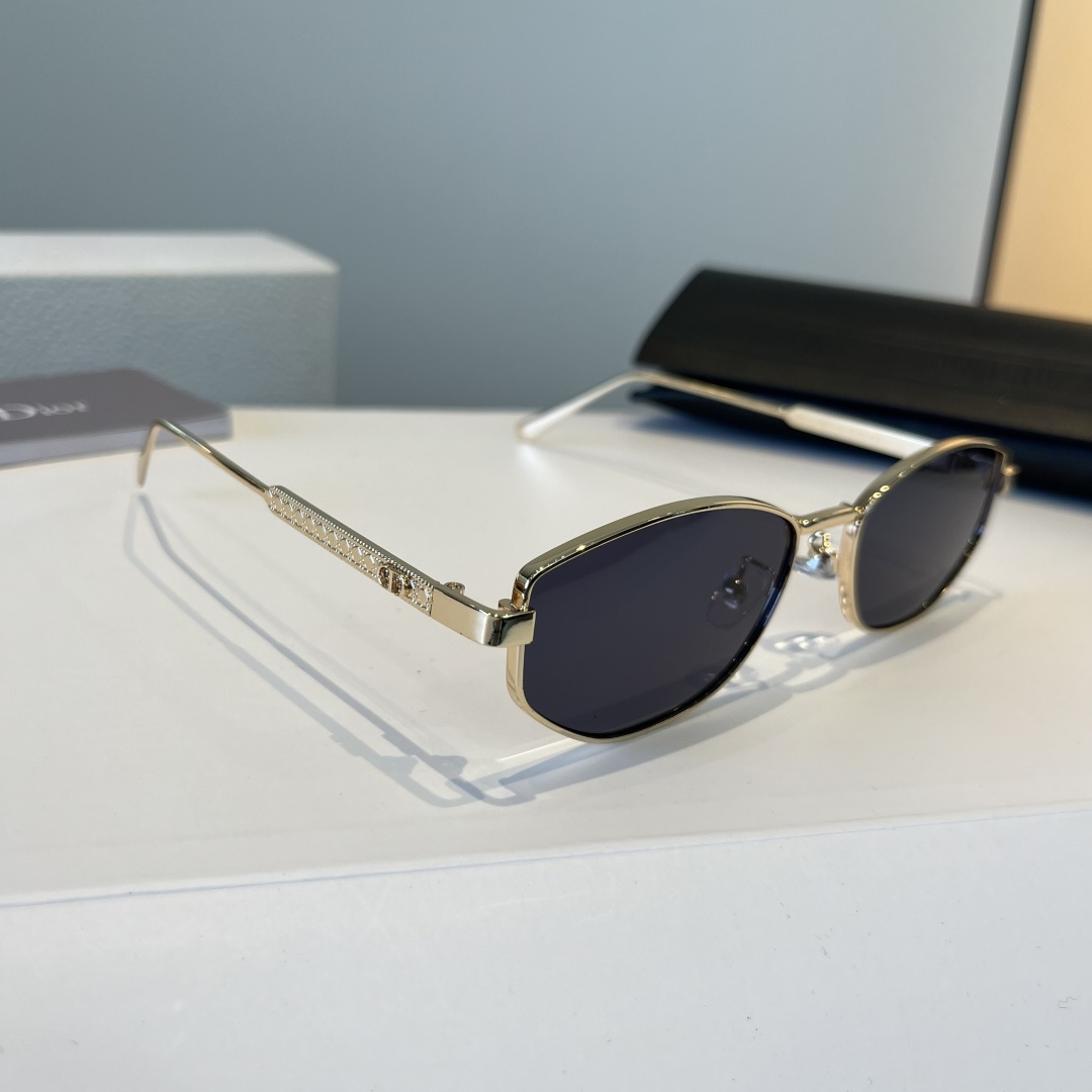 Dior sunglasses