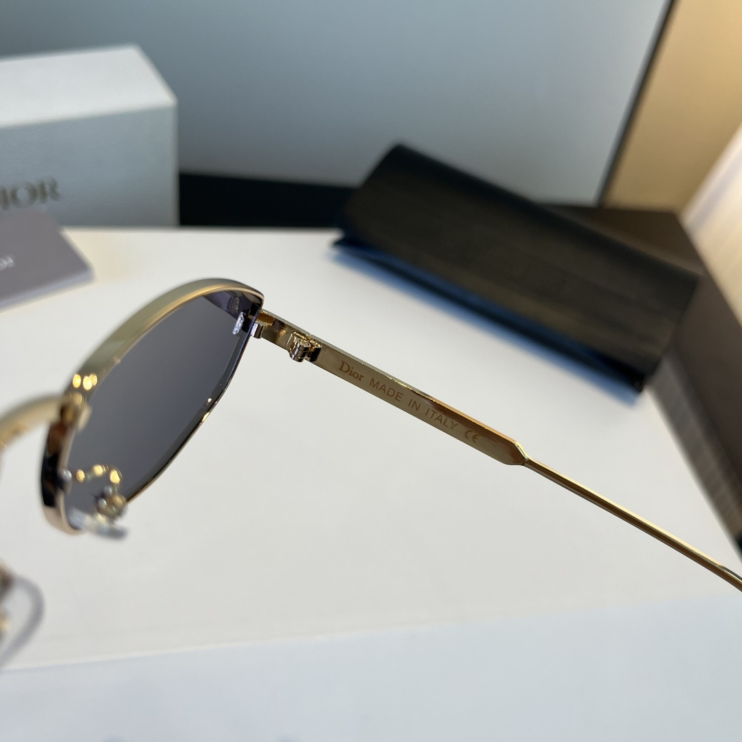 Dior sunglasses
