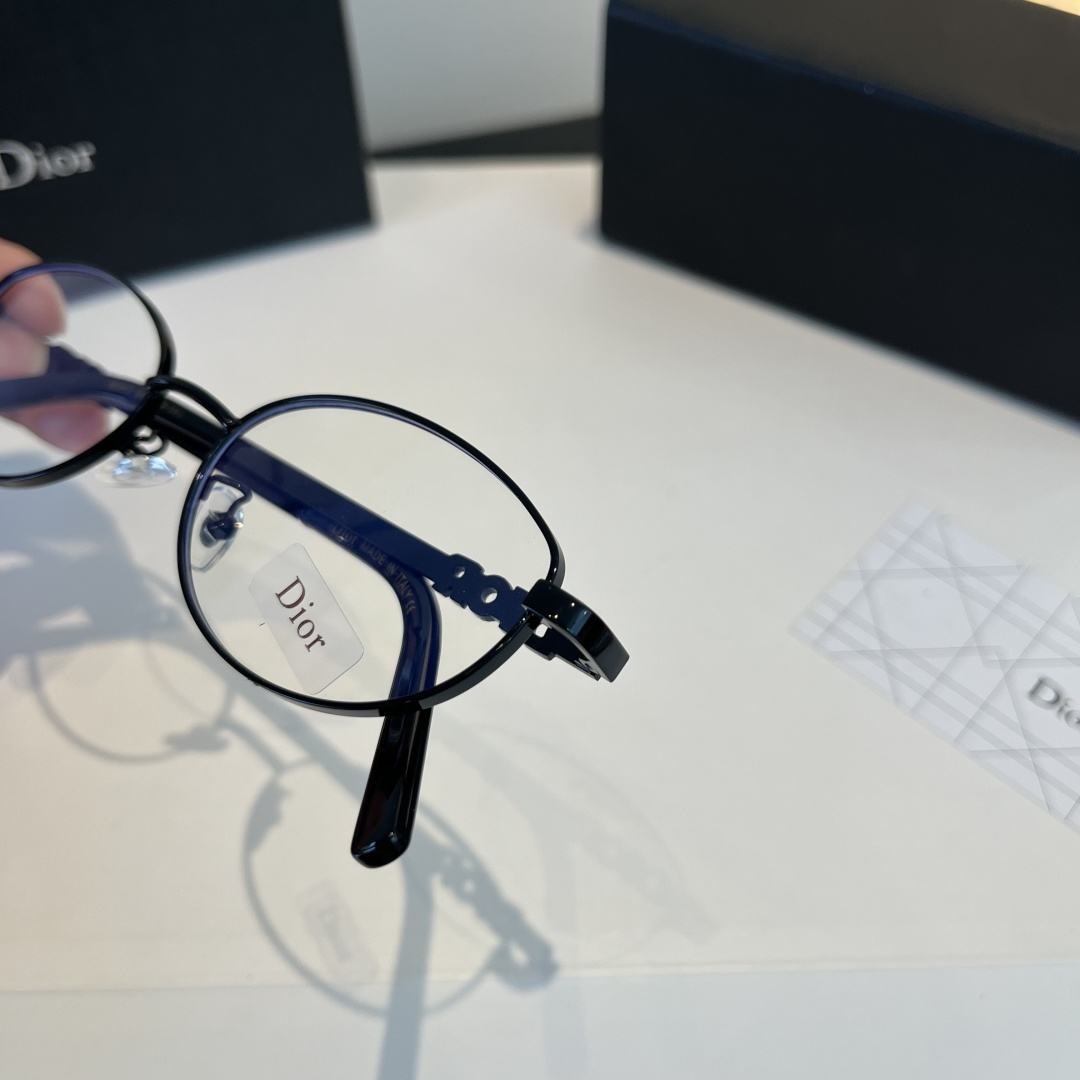 Dior sunglasses