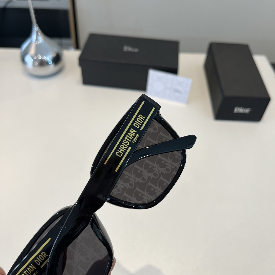 Dior sunglasses