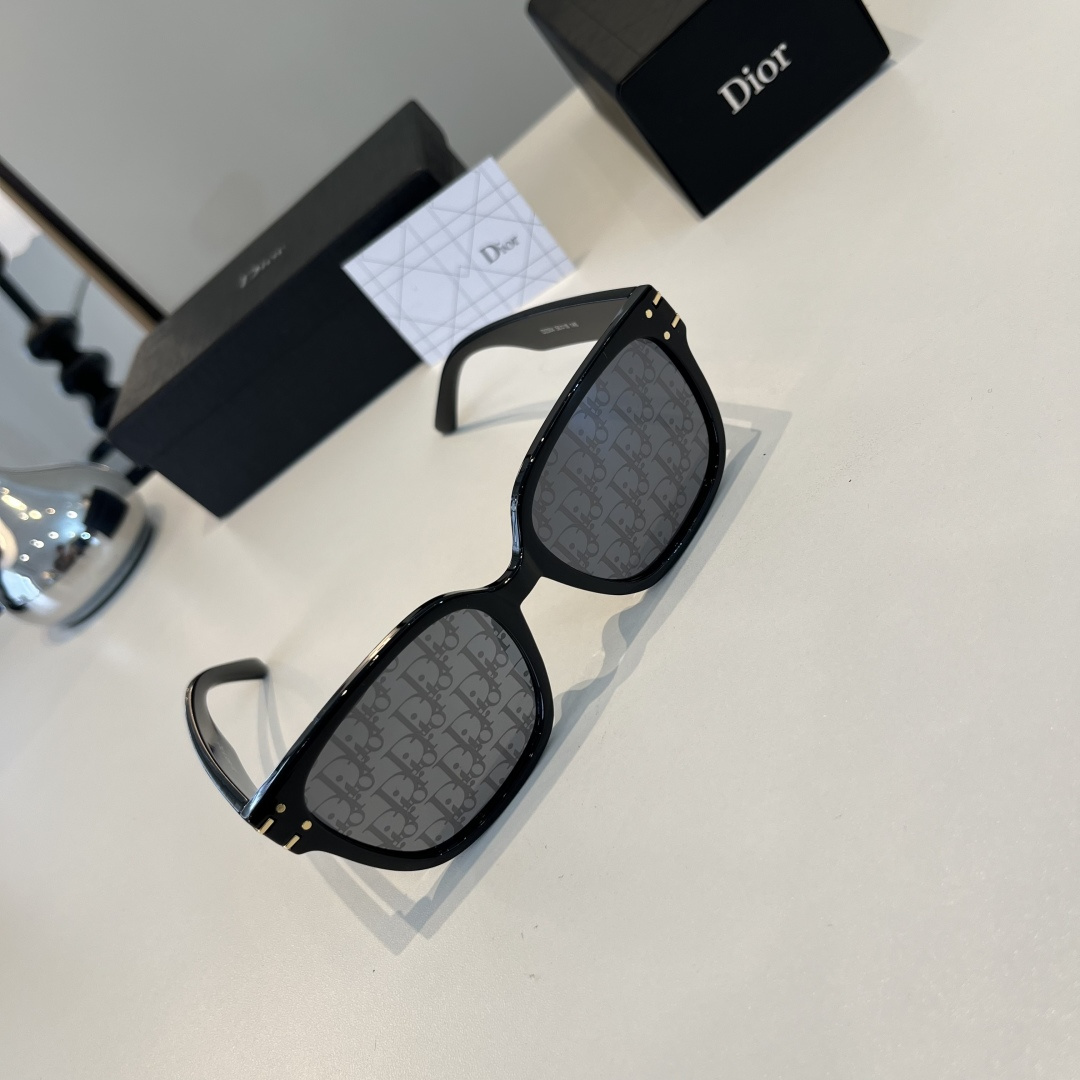 Dior sunglasses