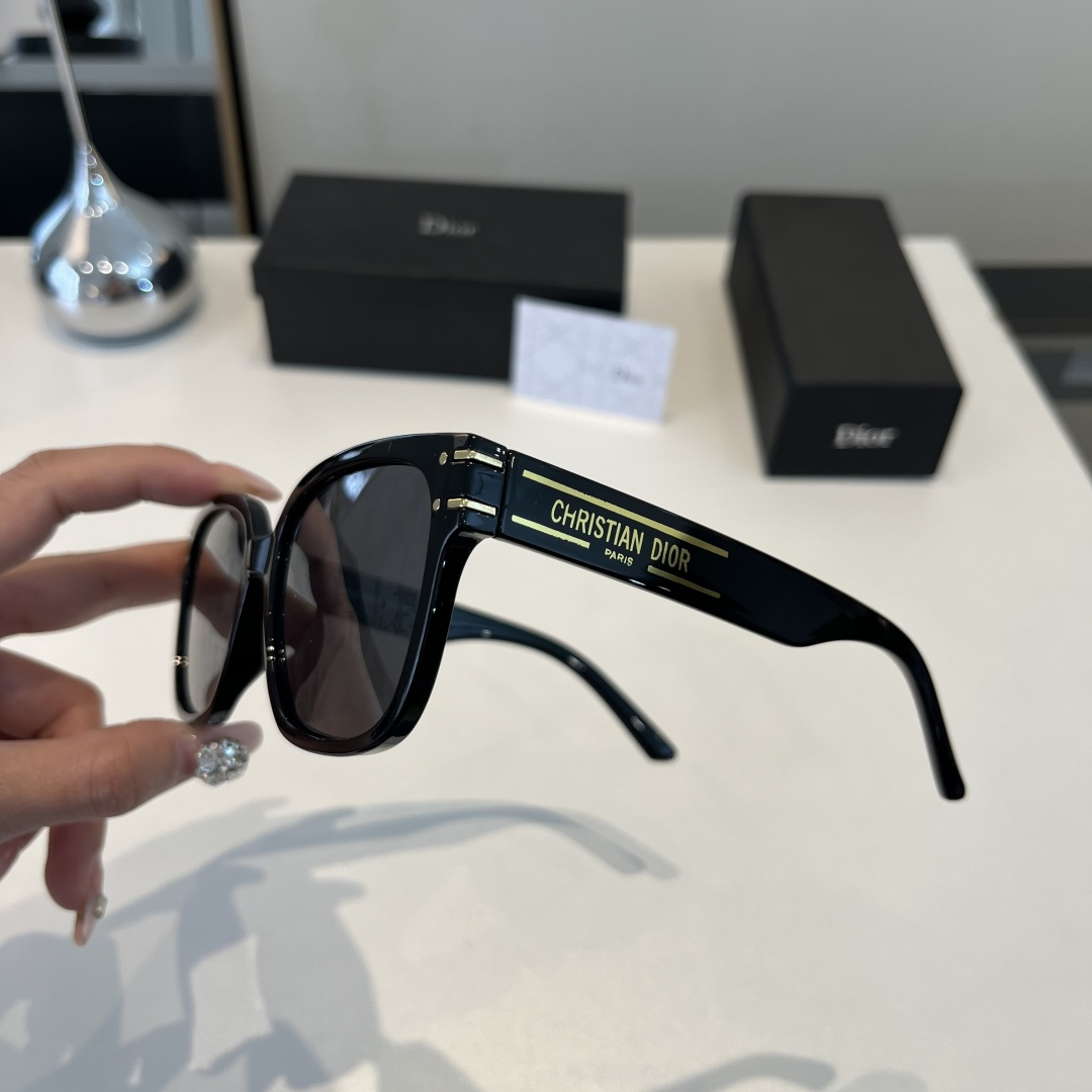 Dior sunglasses