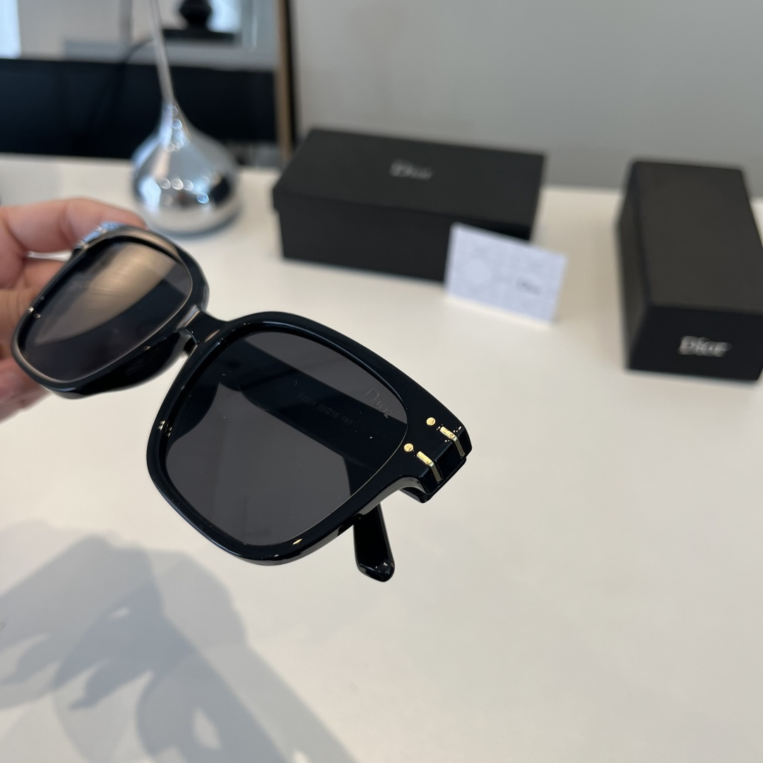 Dior sunglasses