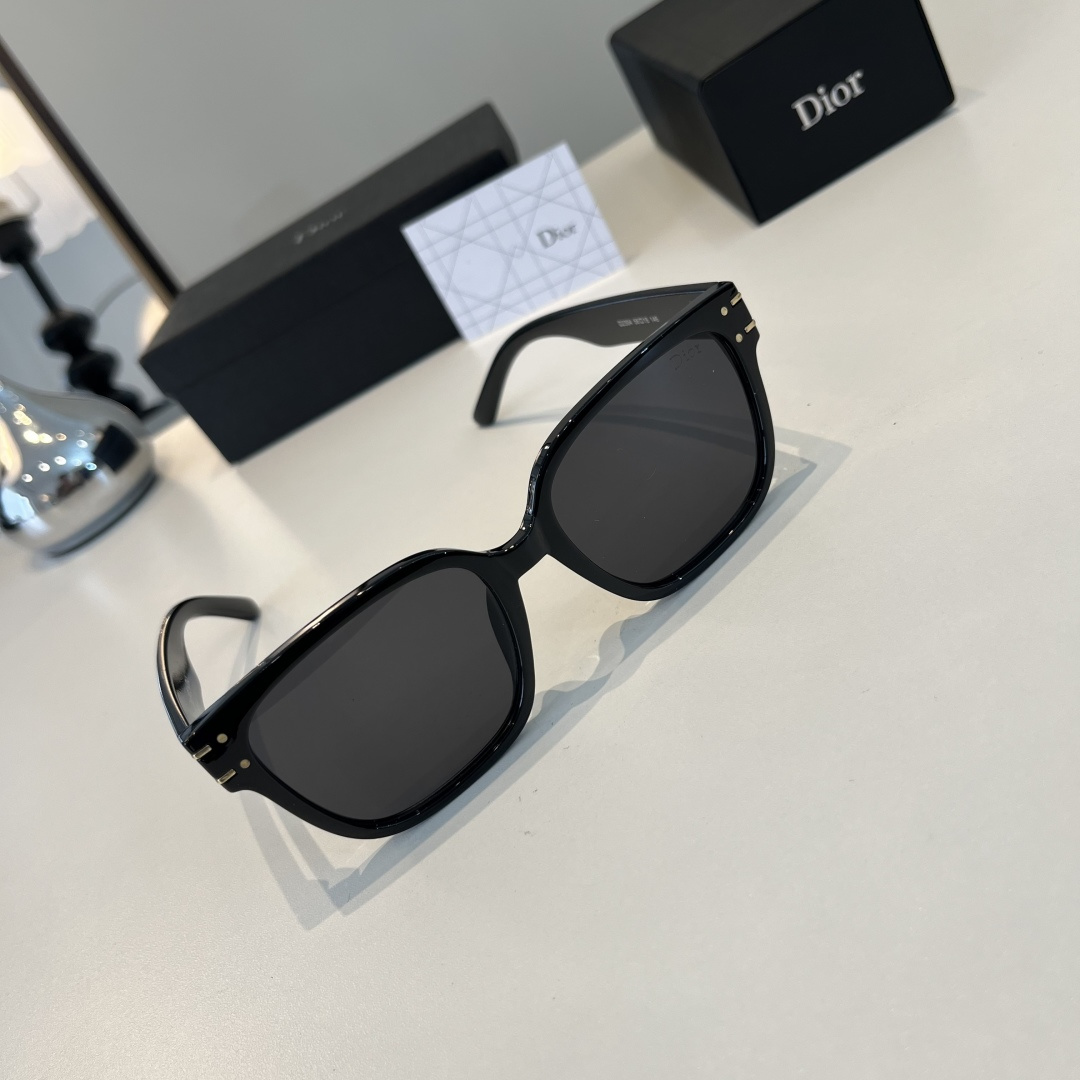 Dior sunglasses