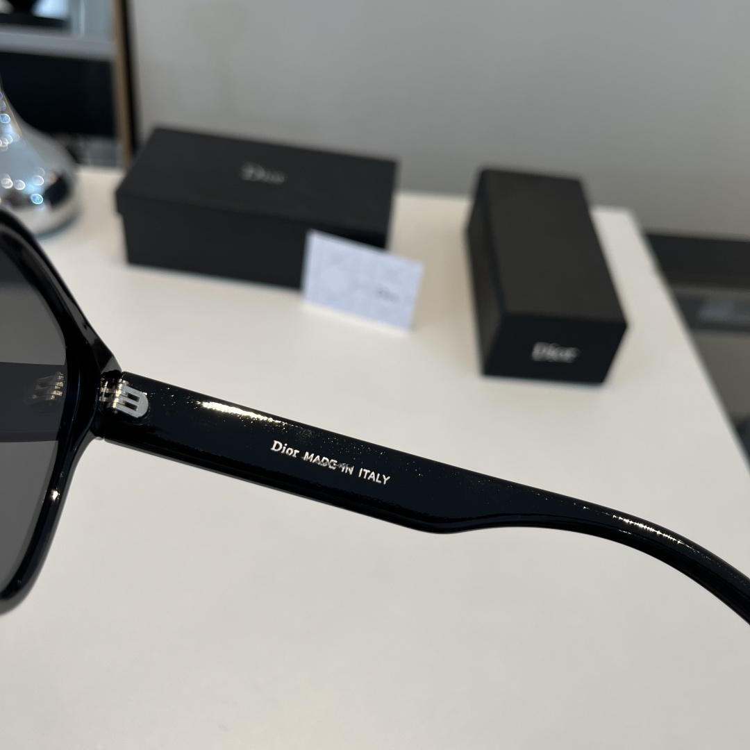 Dior sunglasses