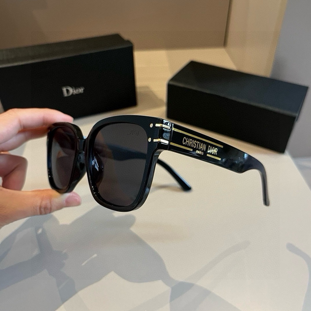 Dior sunglasses