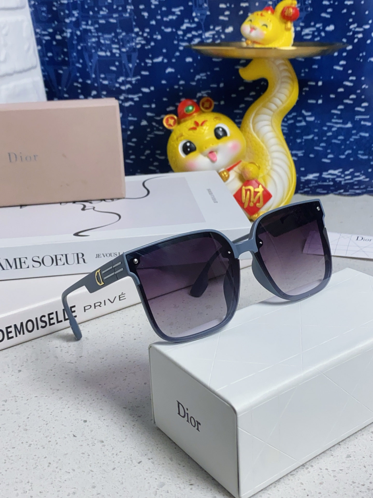 Dior sunglasses