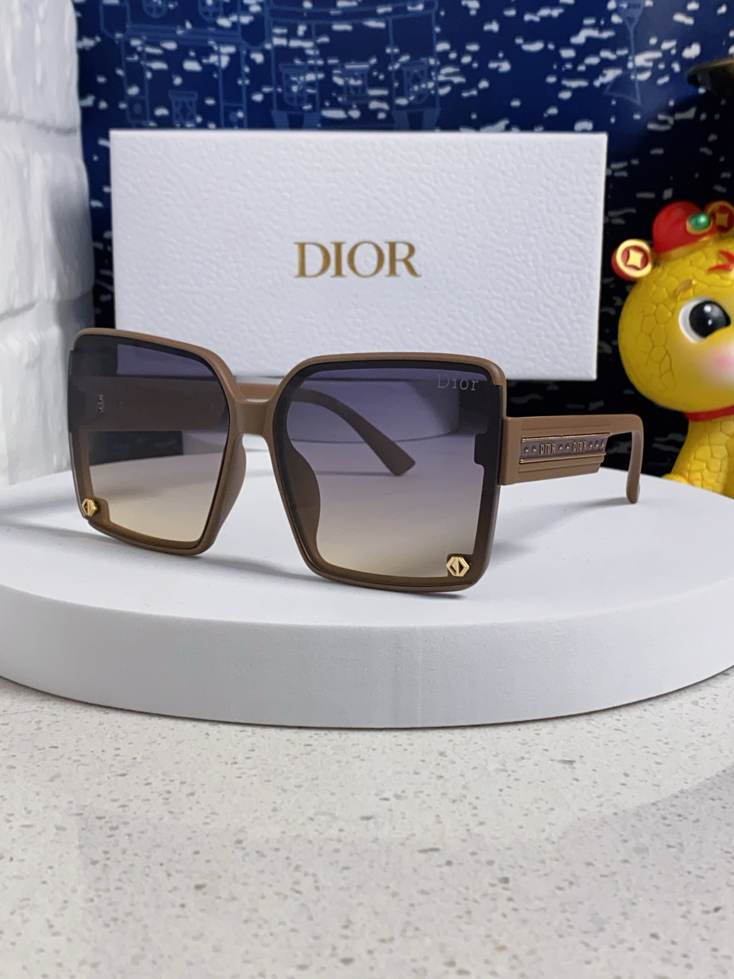 Dior sunglasses