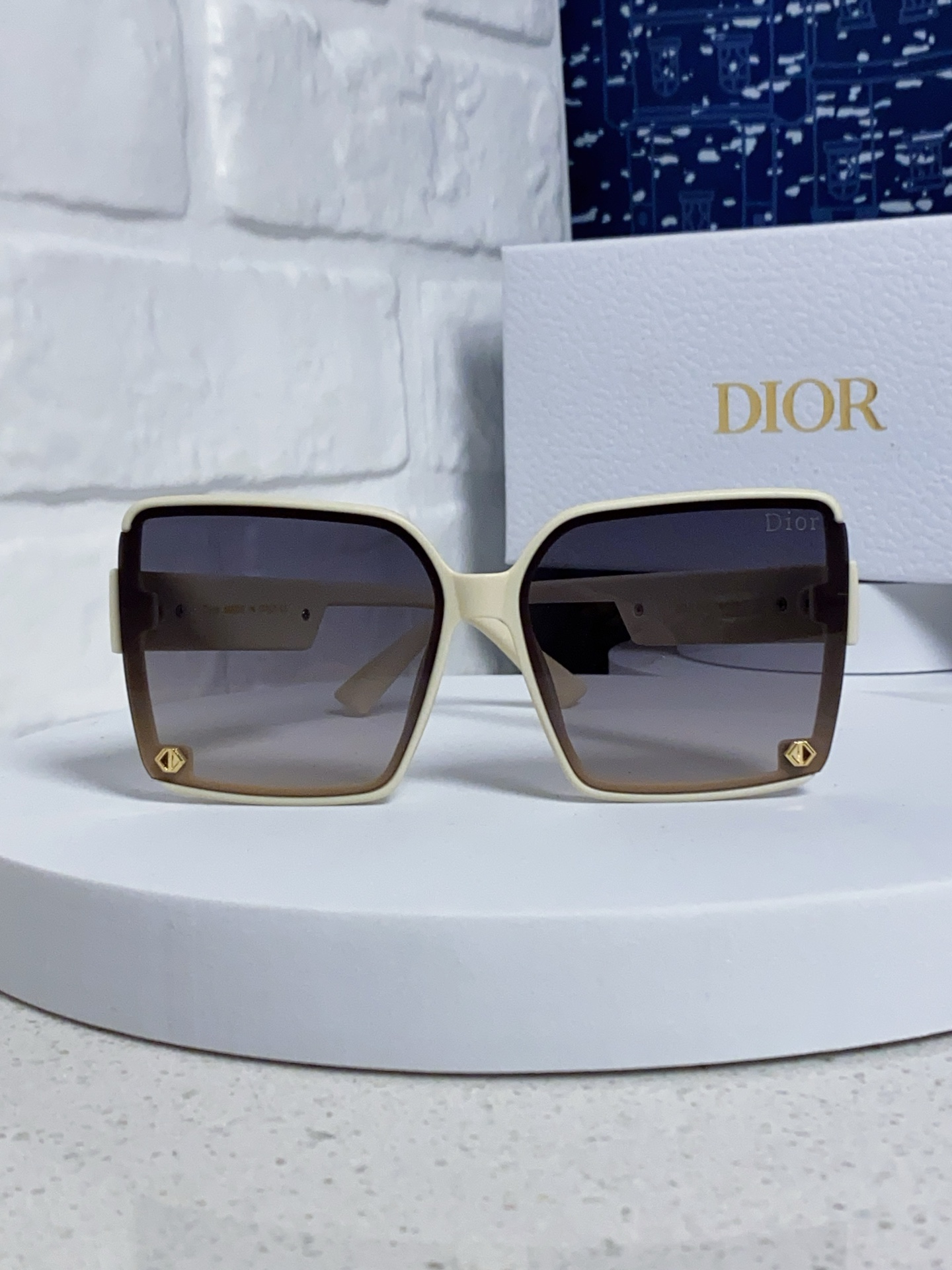 Dior sunglasses