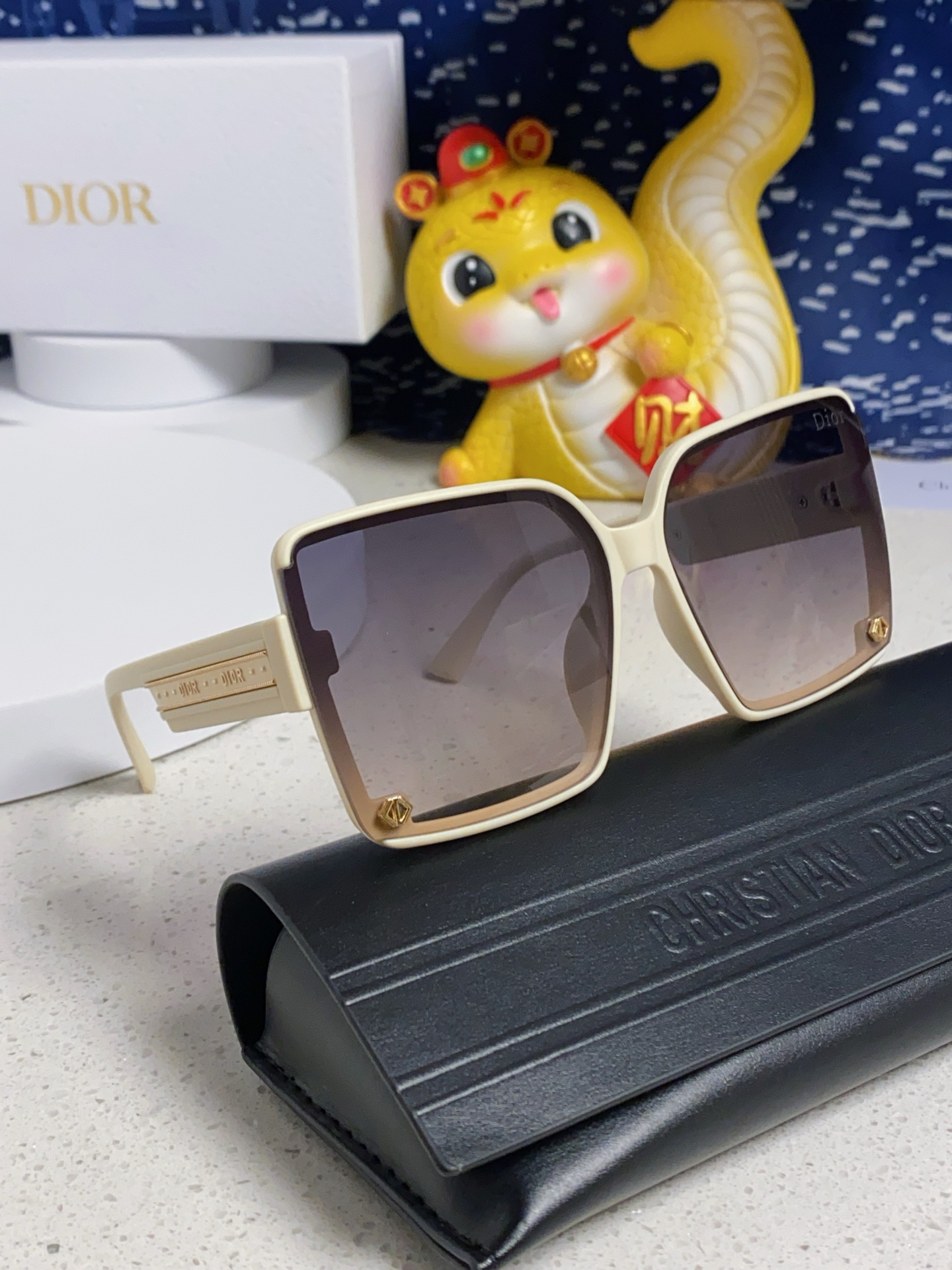 Dior sunglasses