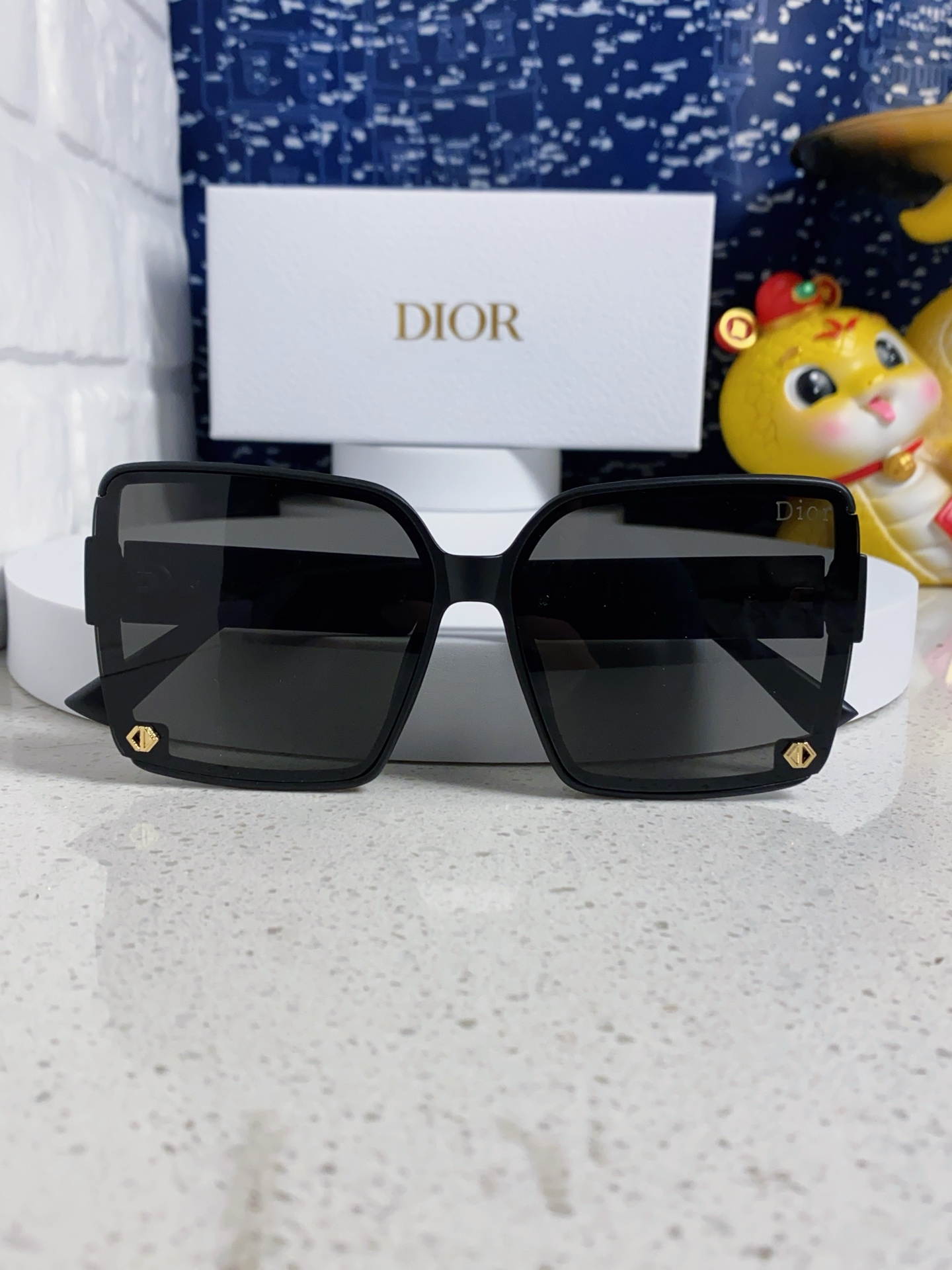 Dior sunglasses
