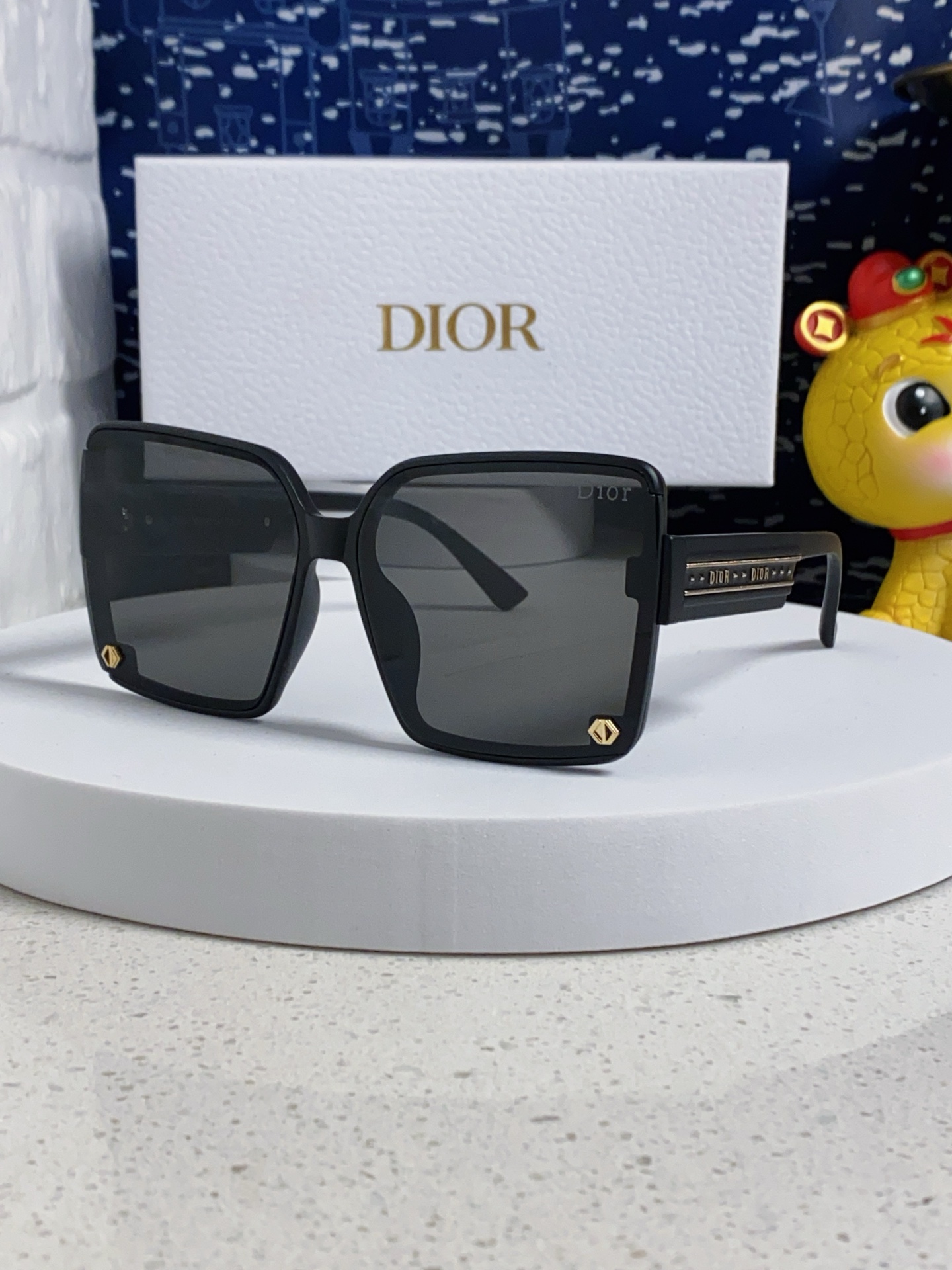 Dior sunglasses