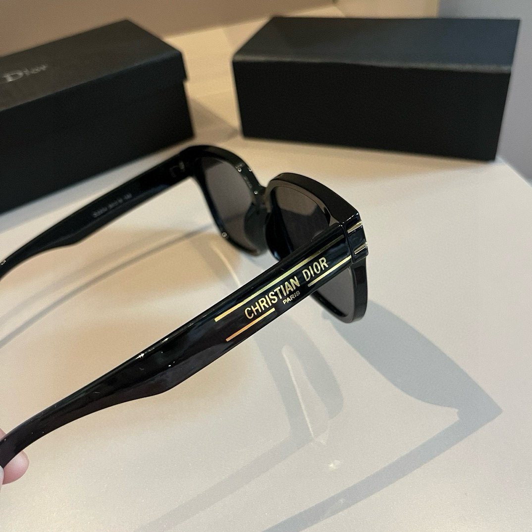 Dior sunglasses
