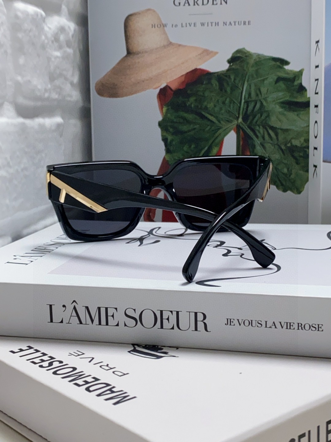 Fendi sunglasses