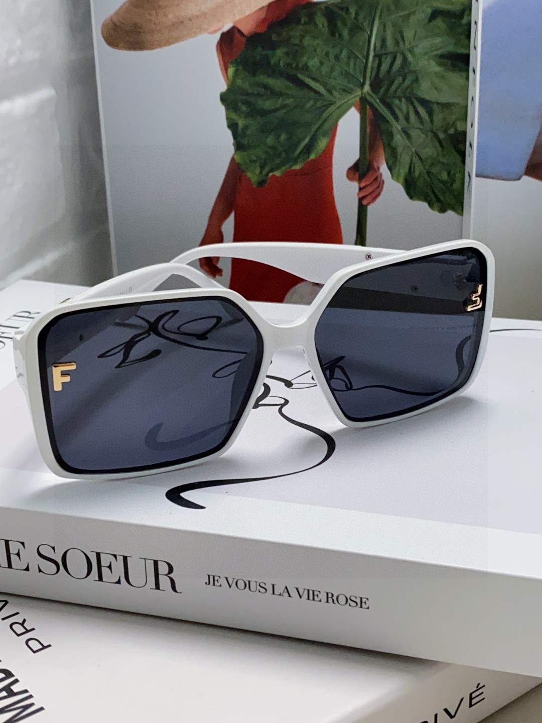 Fendi sunglasses
