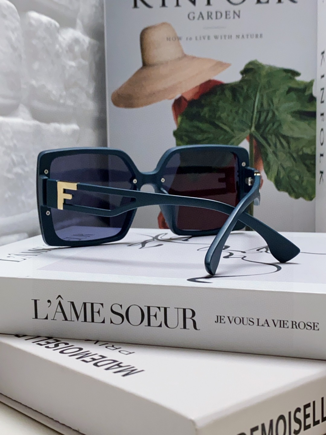 Fendi sunglasses