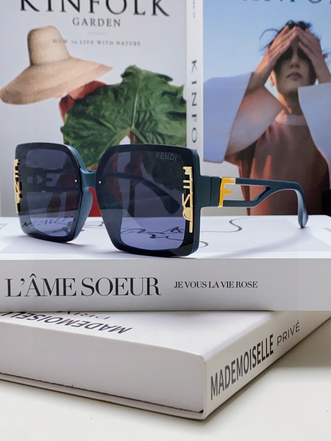 Fendi sunglasses