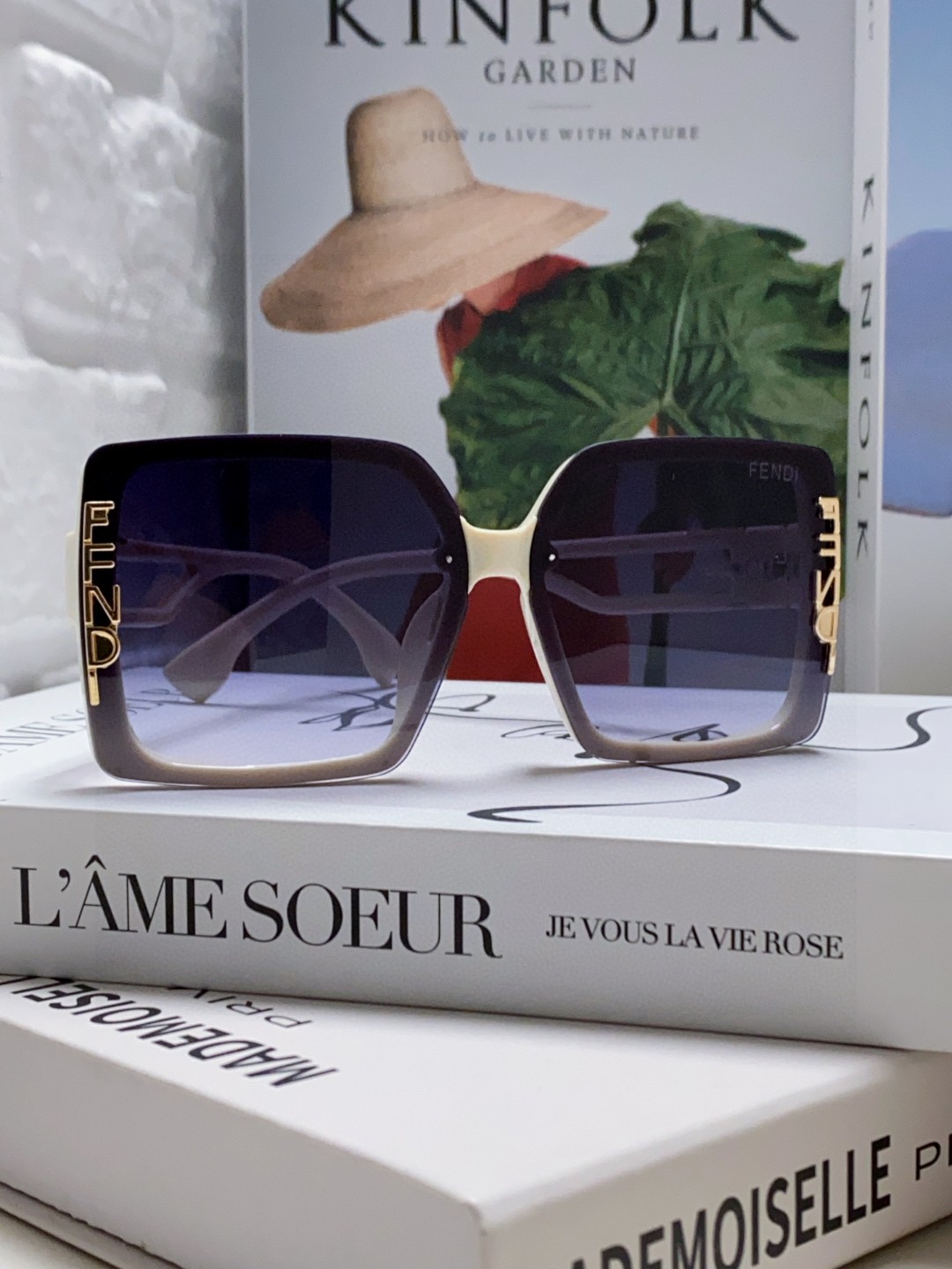 Fendi sunglasses