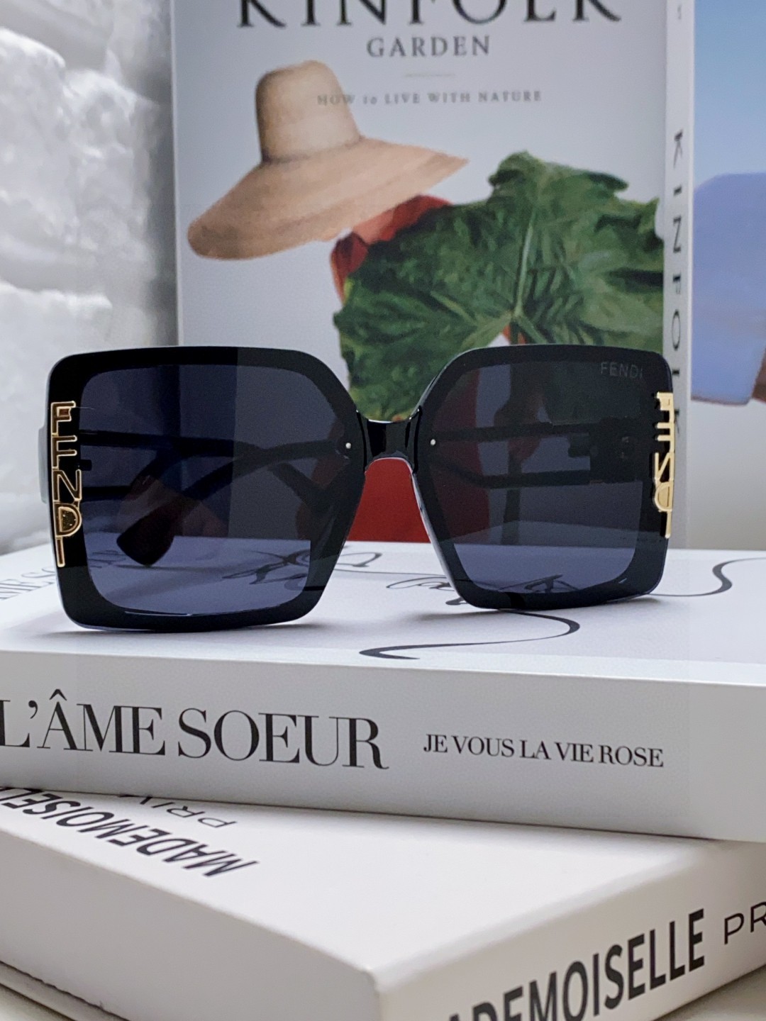 Fendi sunglasses