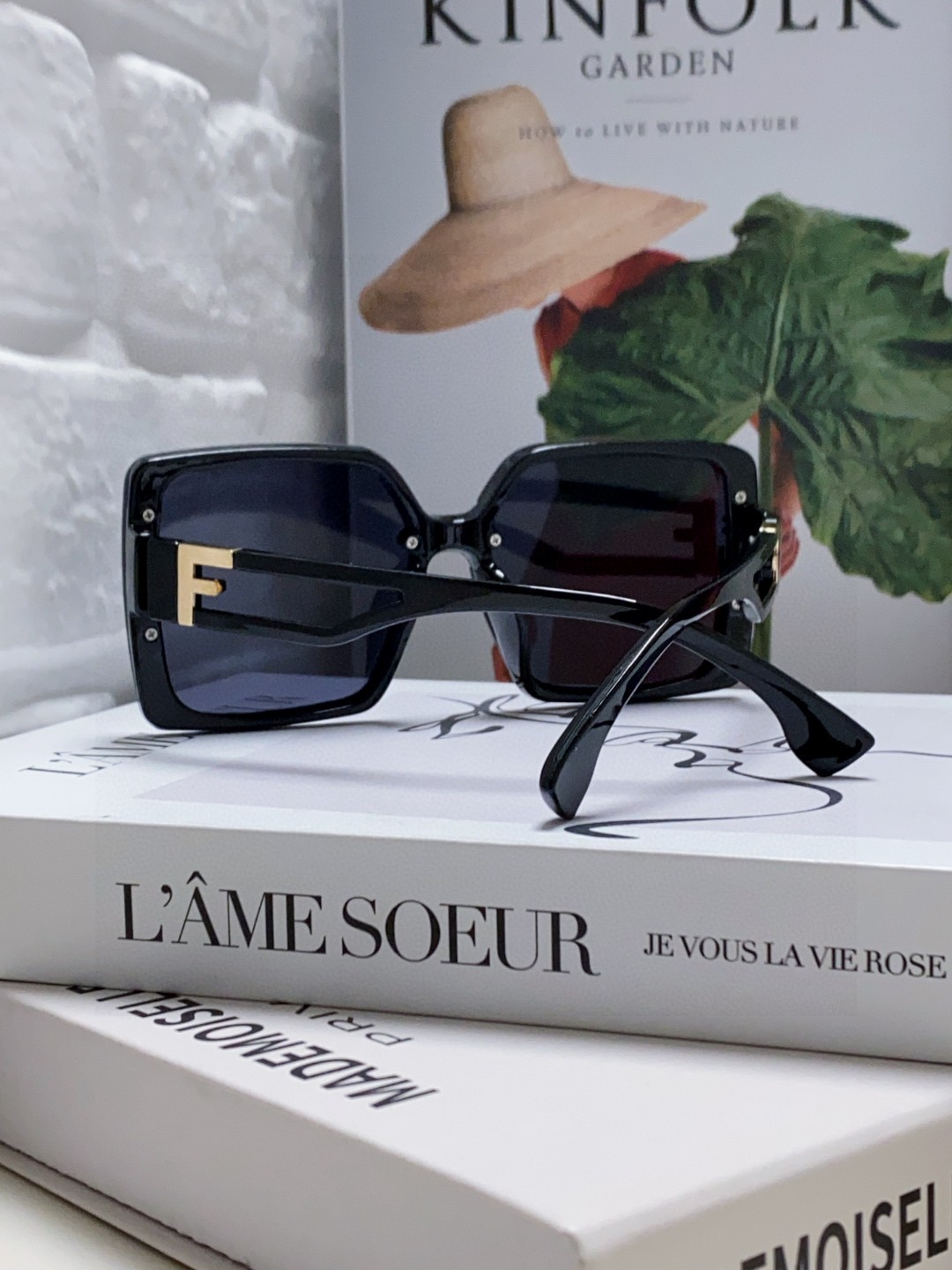 Fendi sunglasses