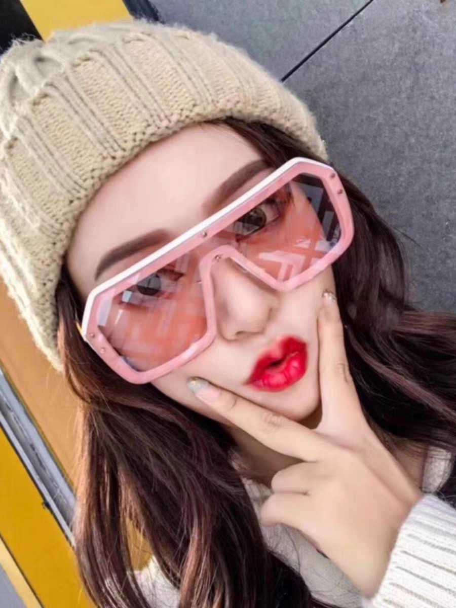 Fendi sunglasses