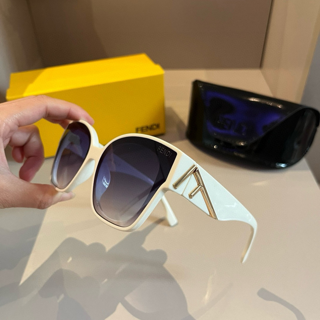 Fendi sunglasses