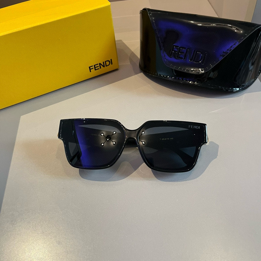 Fendi sunglasses