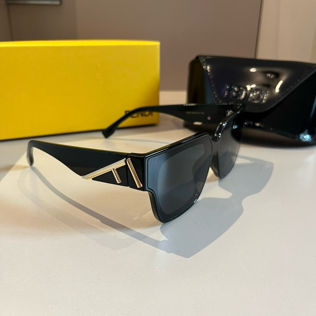 Fendi sunglasses