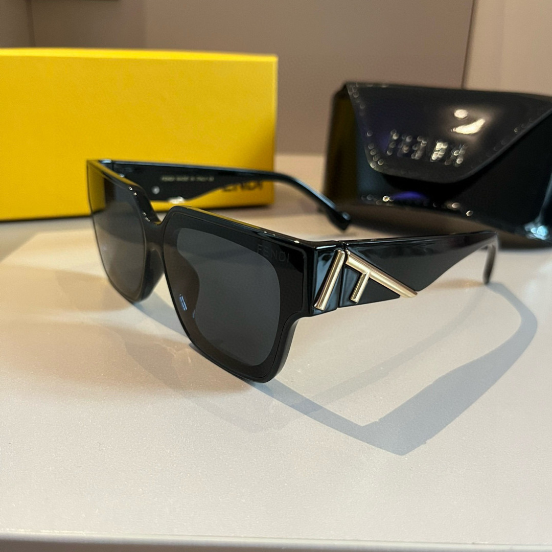 Fendi sunglasses