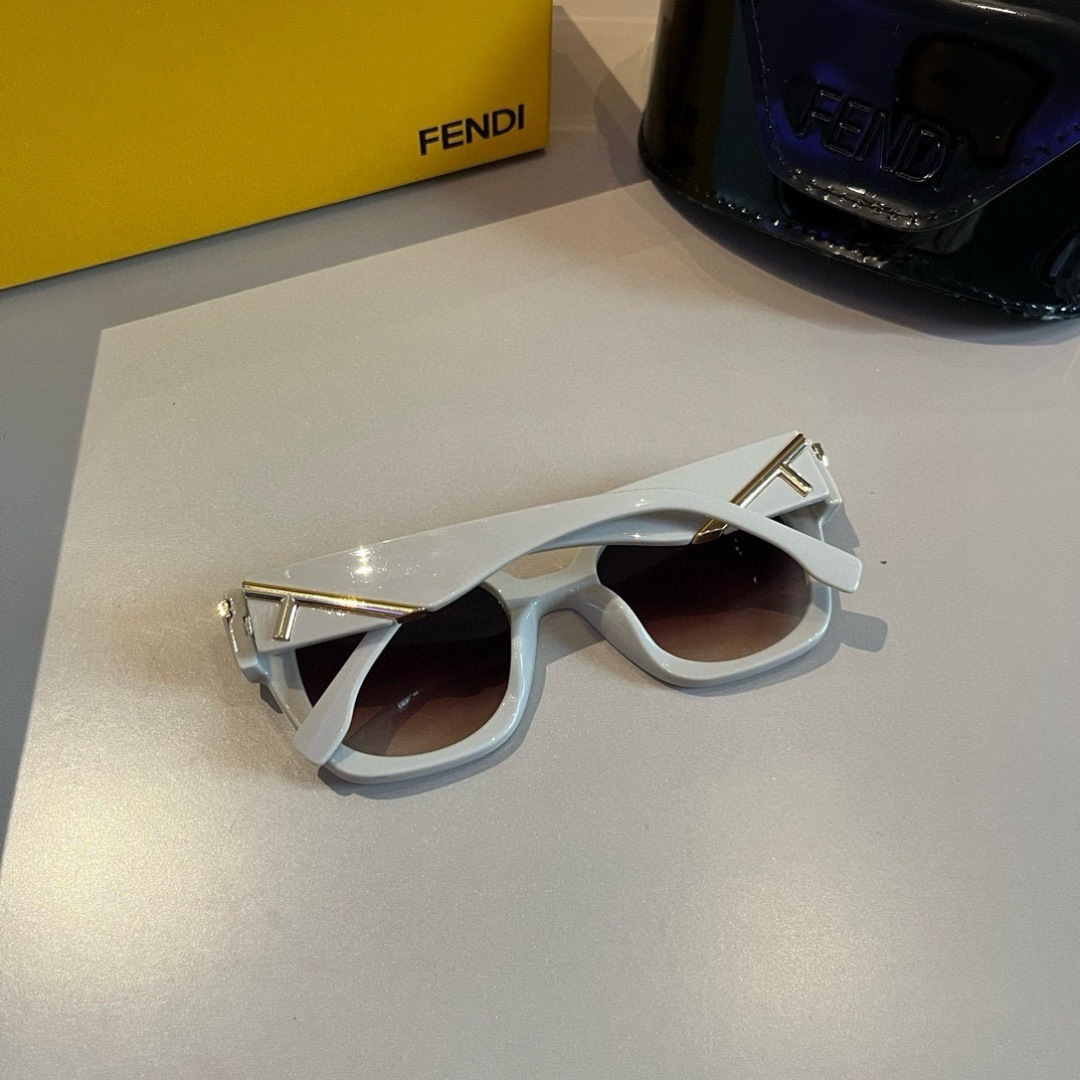Fendi sunglasses