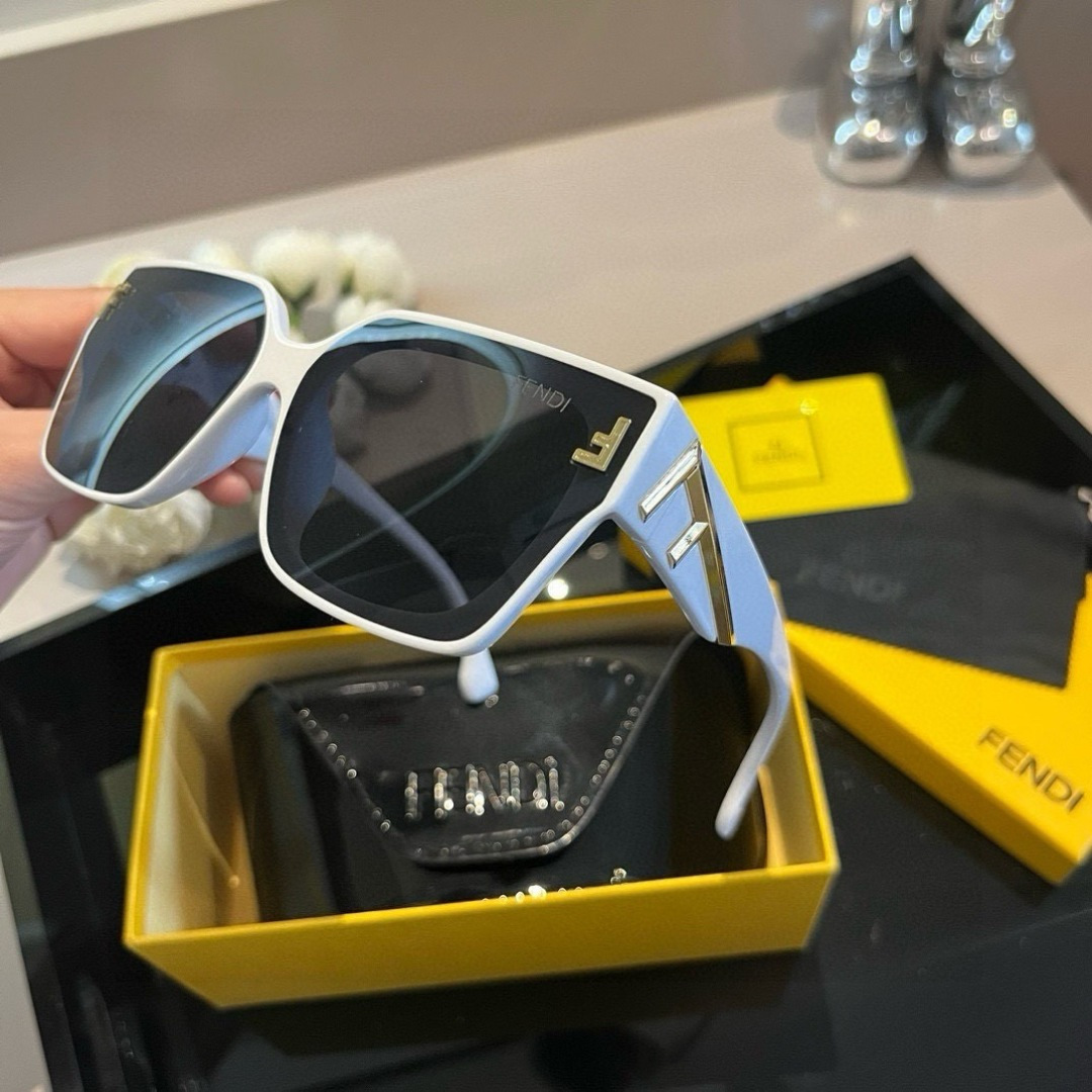 Fendi sunglasses