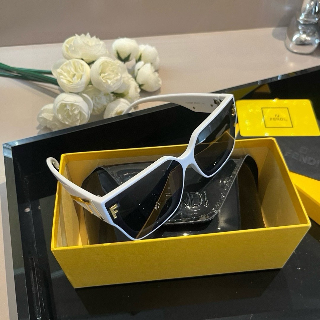Fendi sunglasses