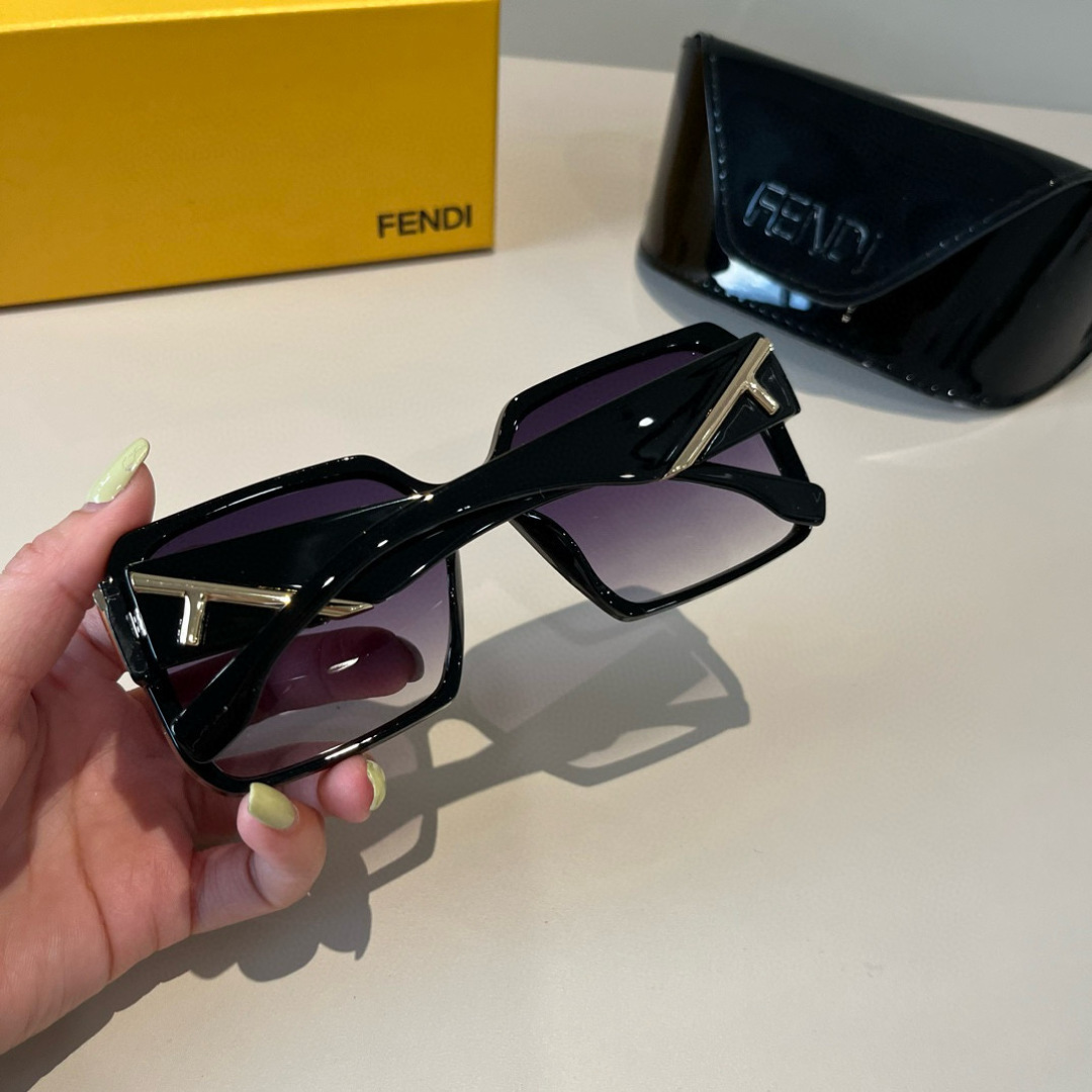 Fendi sunglasses