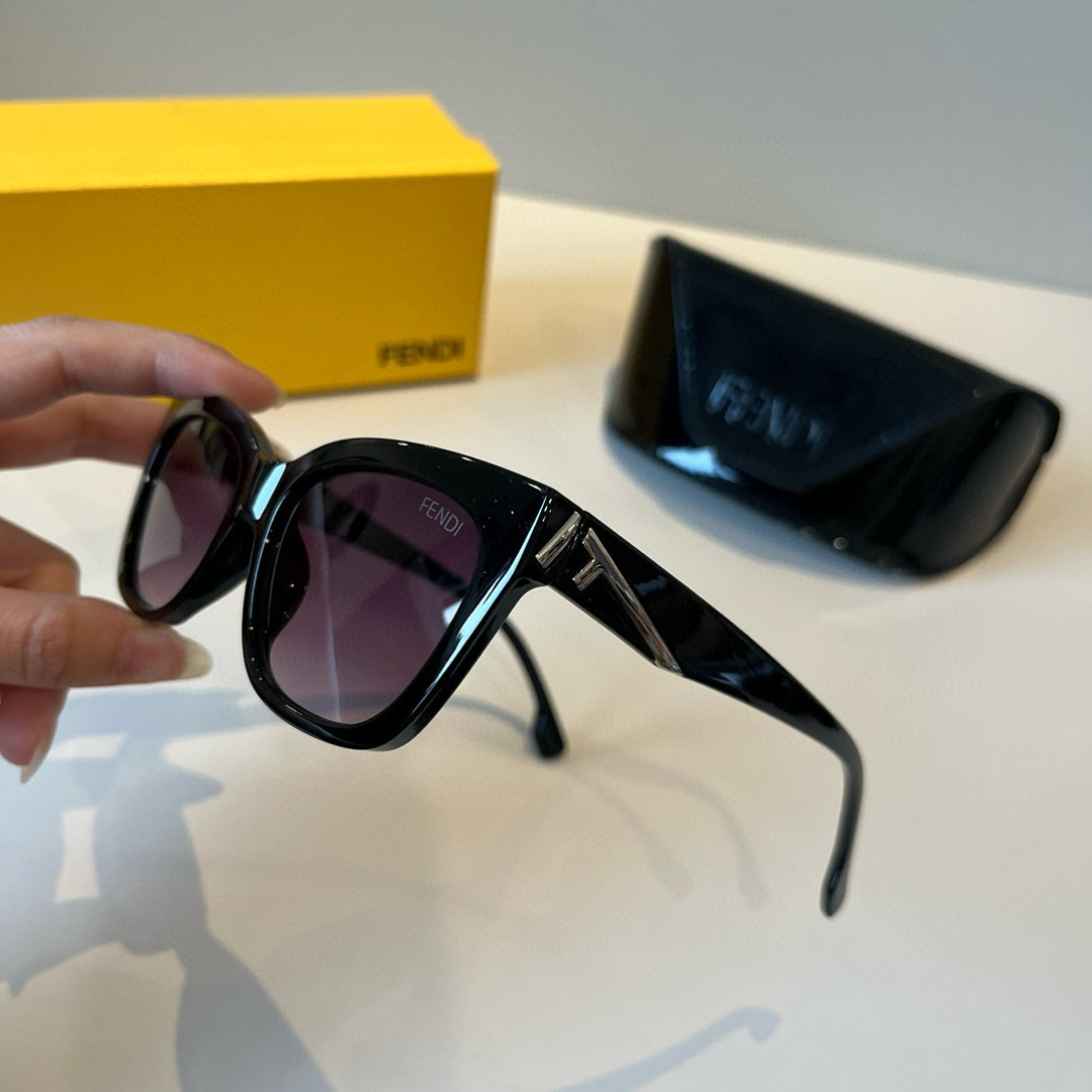 Fendi sunglasses