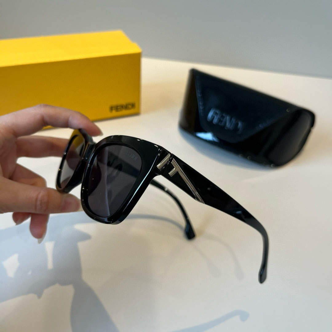 Fendi sunglasses