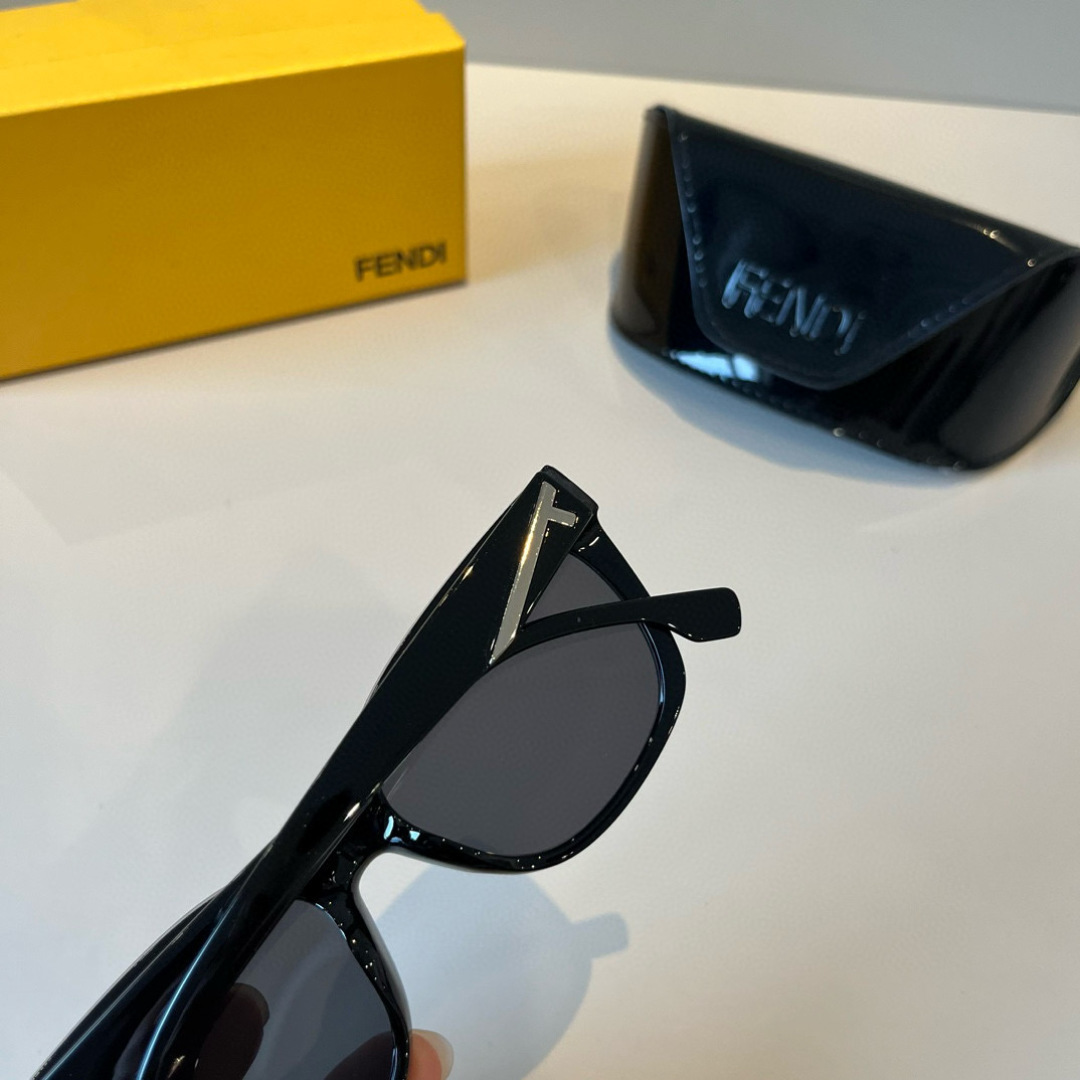 Fendi sunglasses