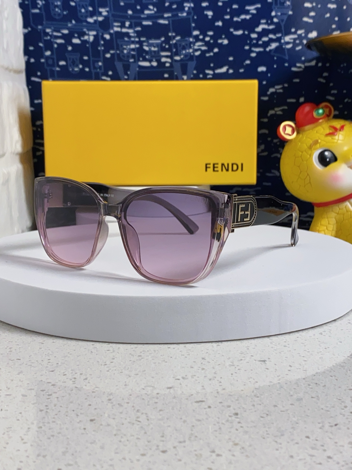 Fendi sunglasses