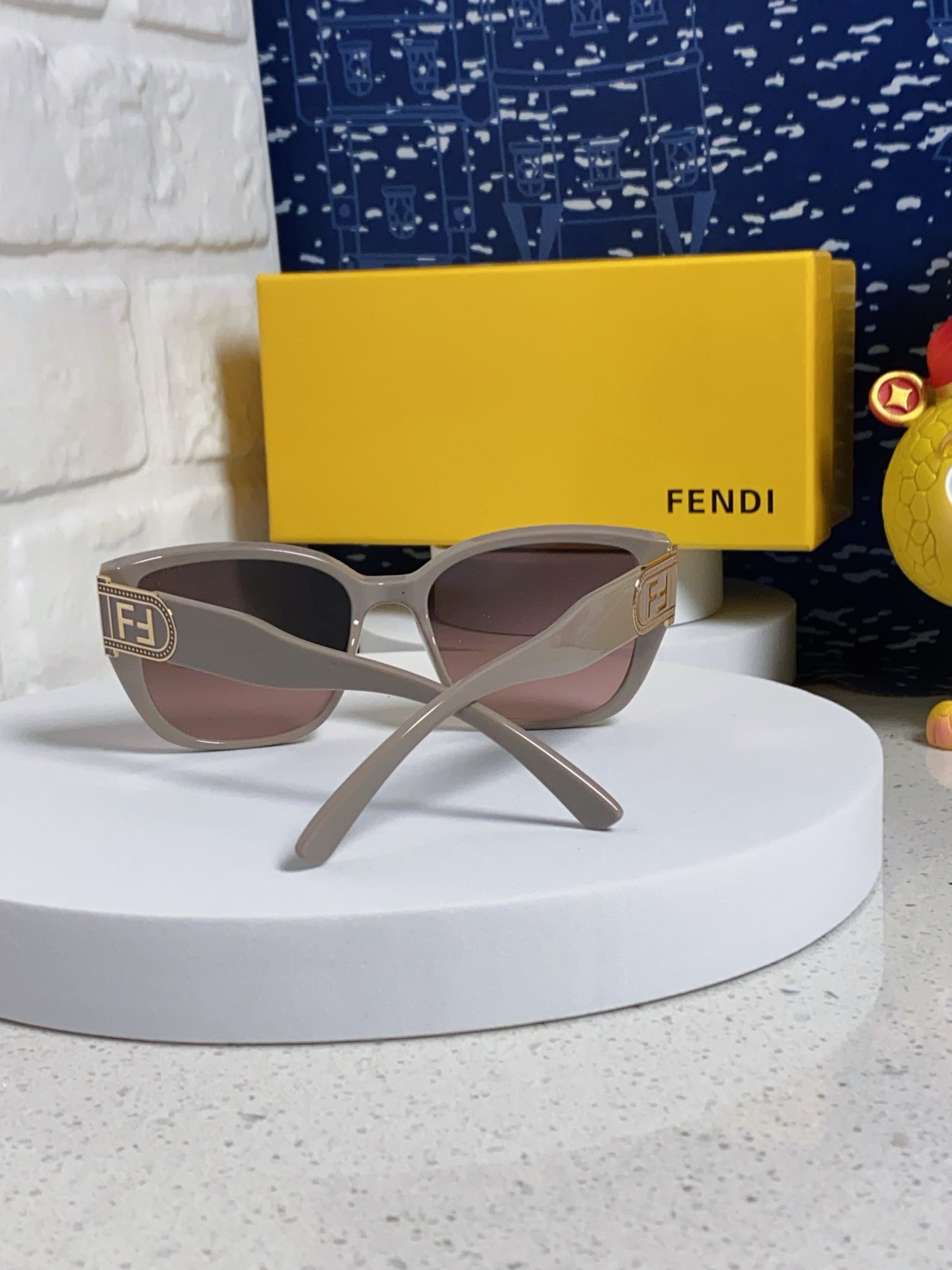 Fendi sunglasses