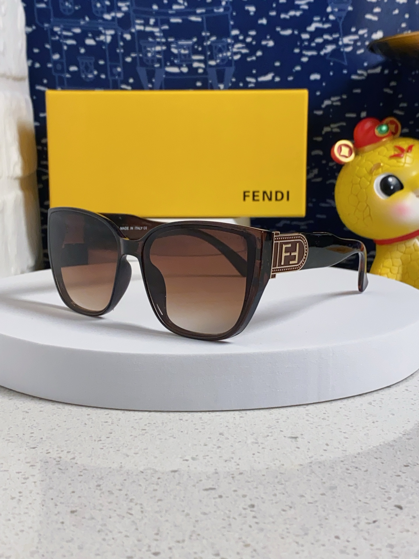 Fendi sunglasses