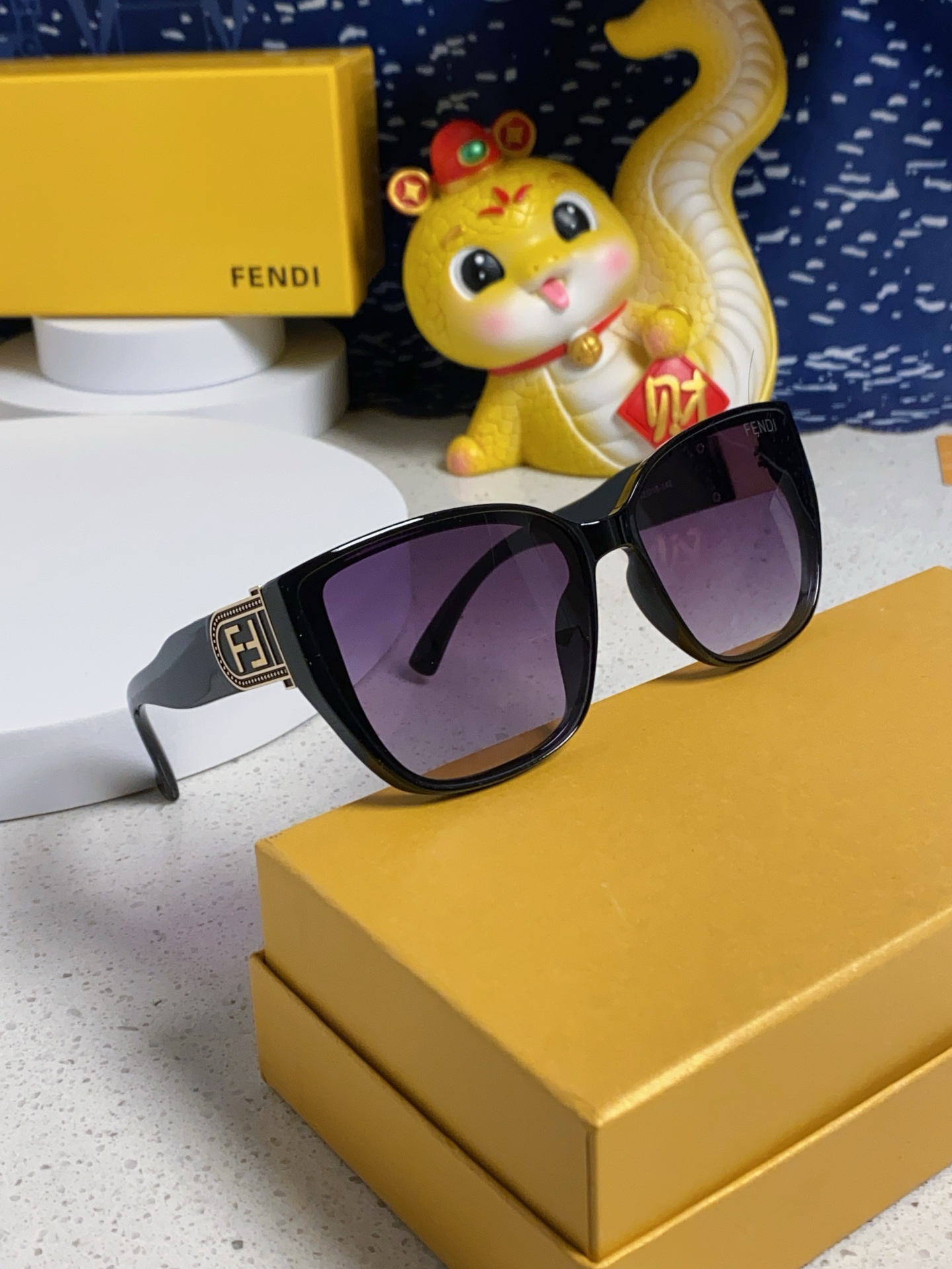 Fendi sunglasses