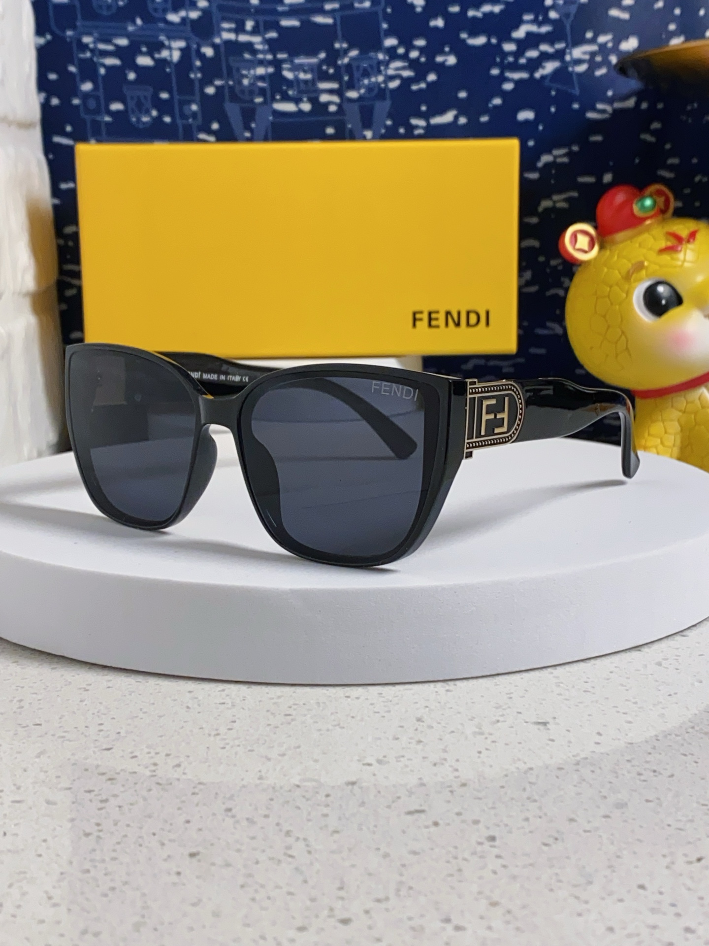 Fendi sunglasses