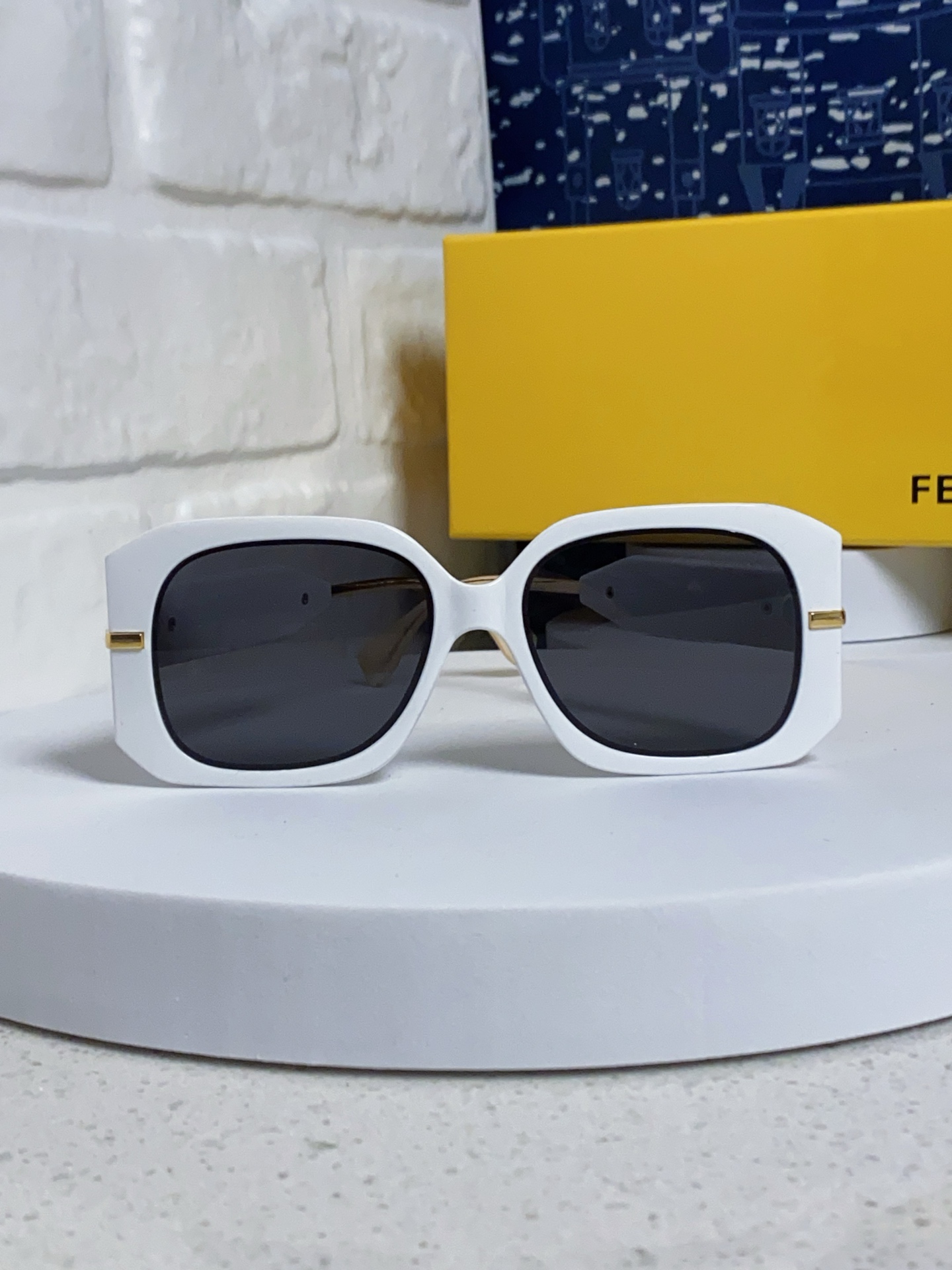 Fendi sunglasses