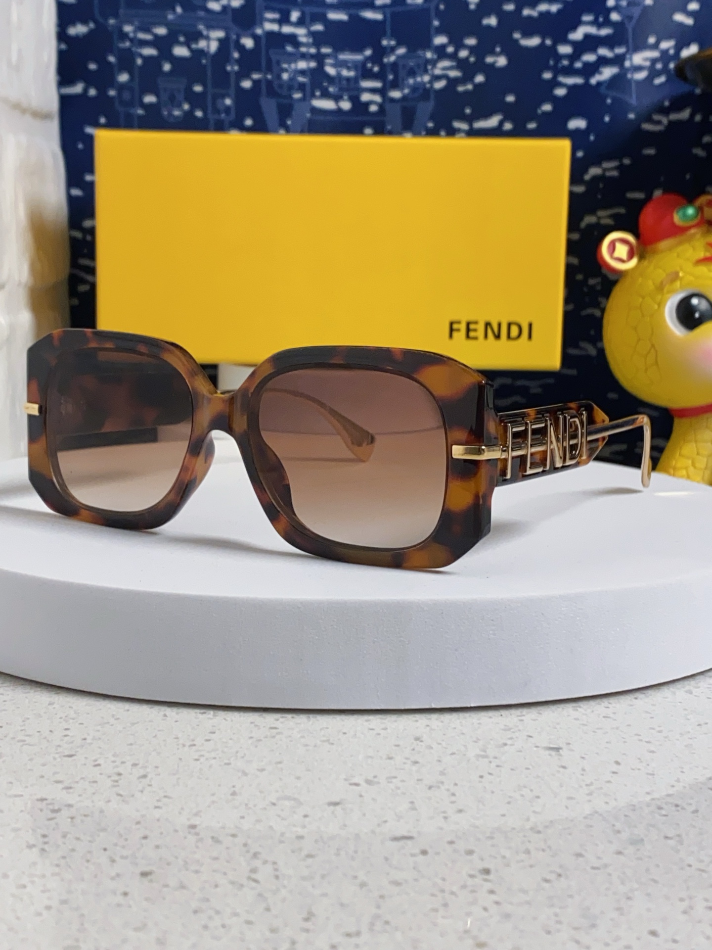 Fendi sunglasses