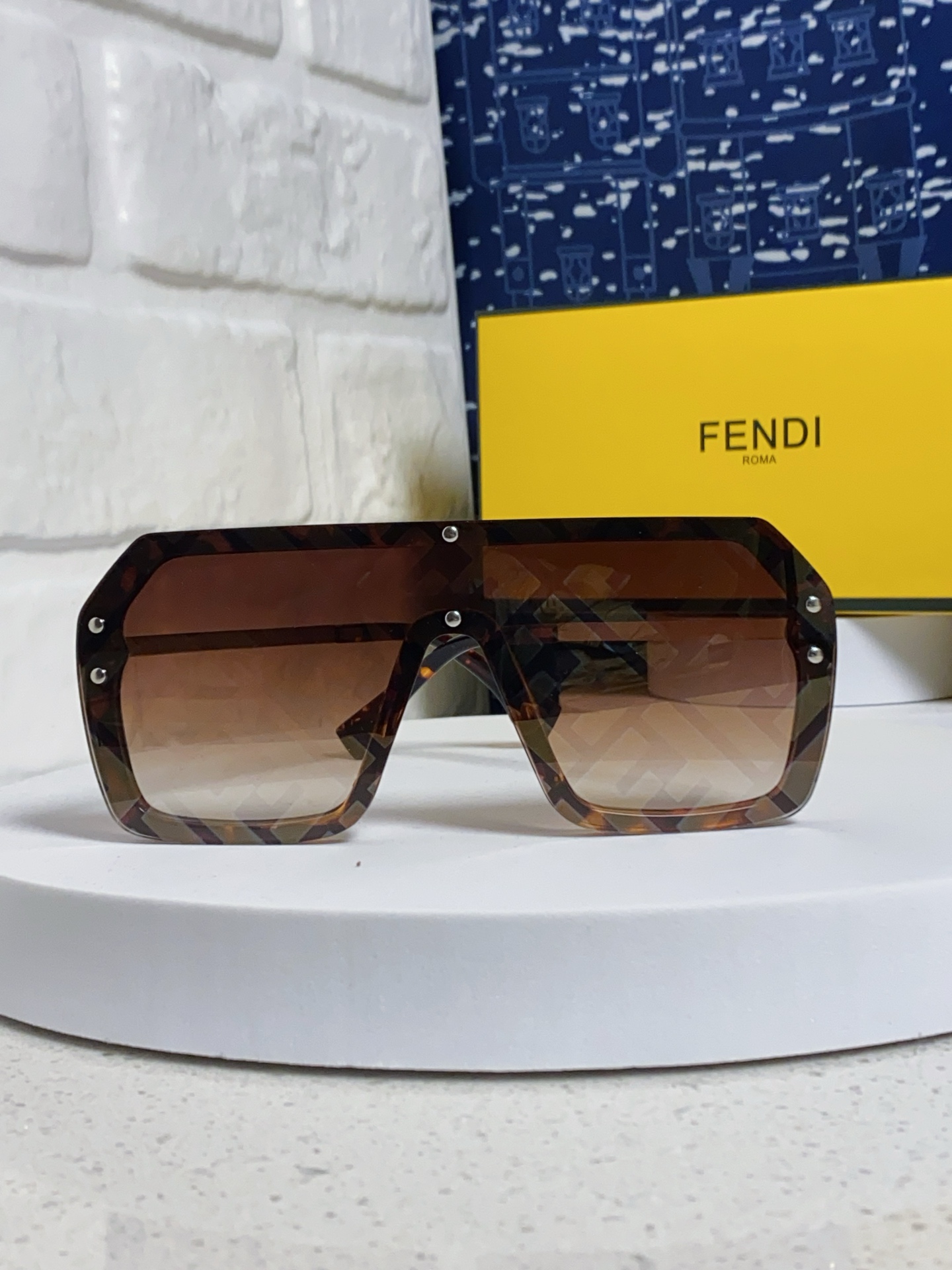 Fendi sunglasses
