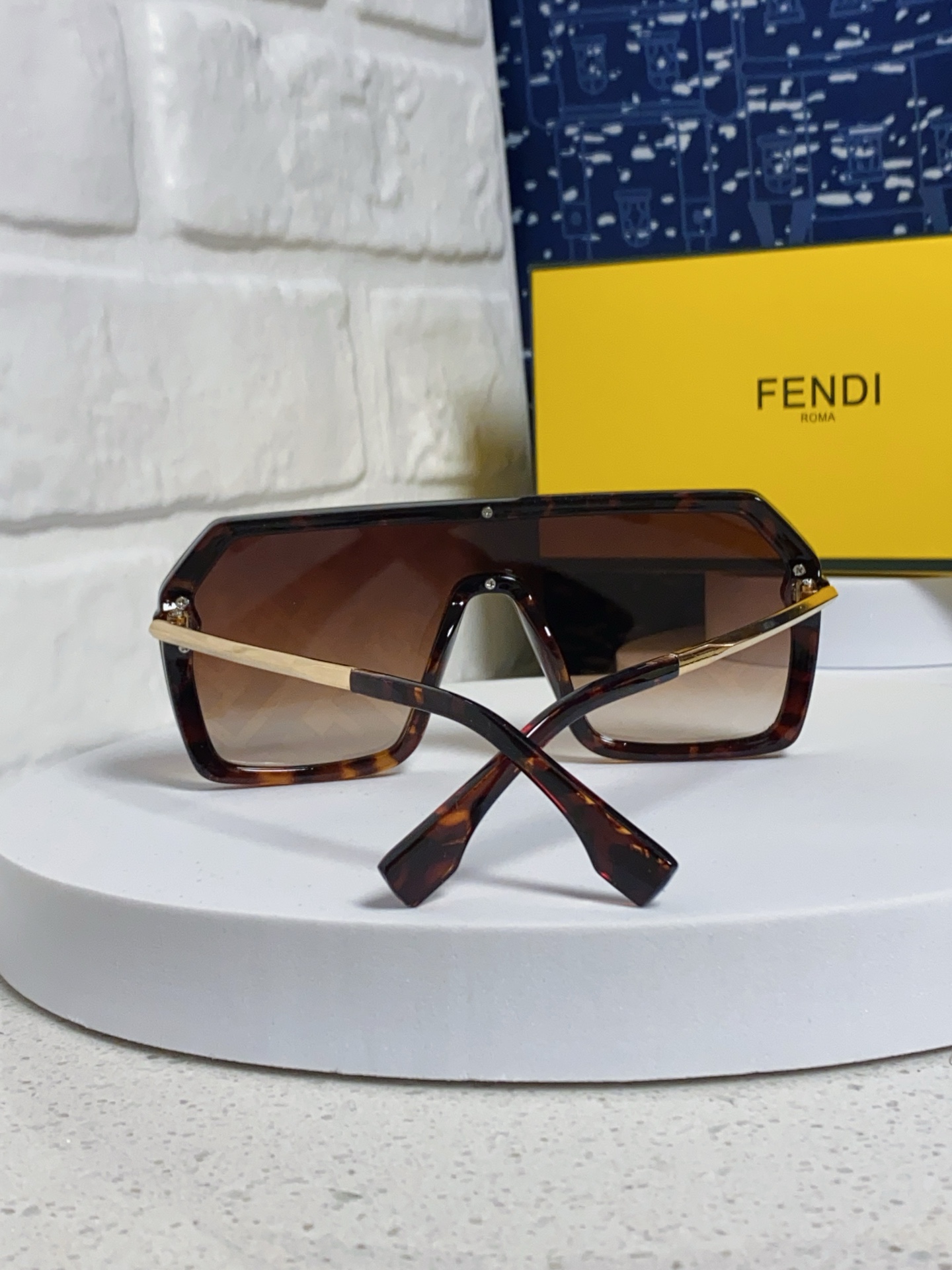 Fendi sunglasses