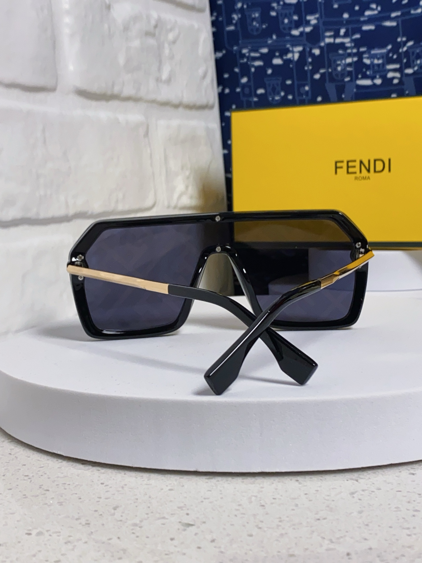 Fendi sunglasses