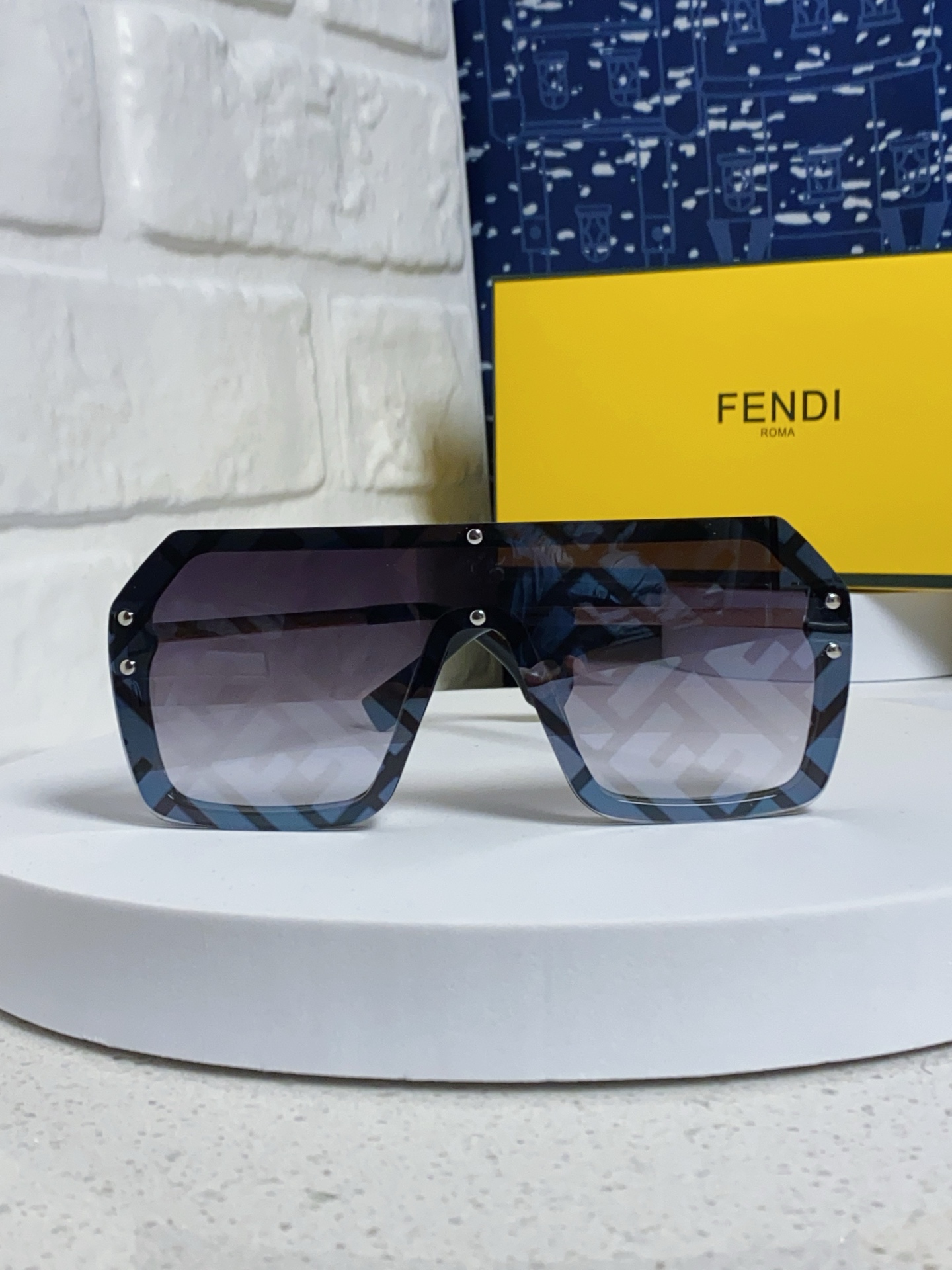 Fendi sunglasses
