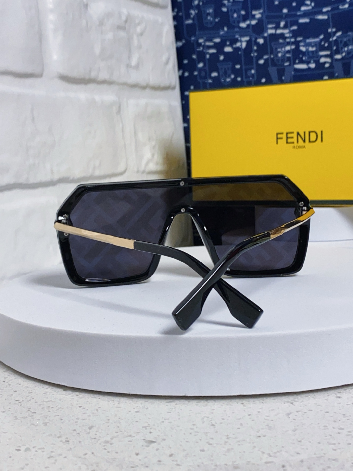Fendi sunglasses